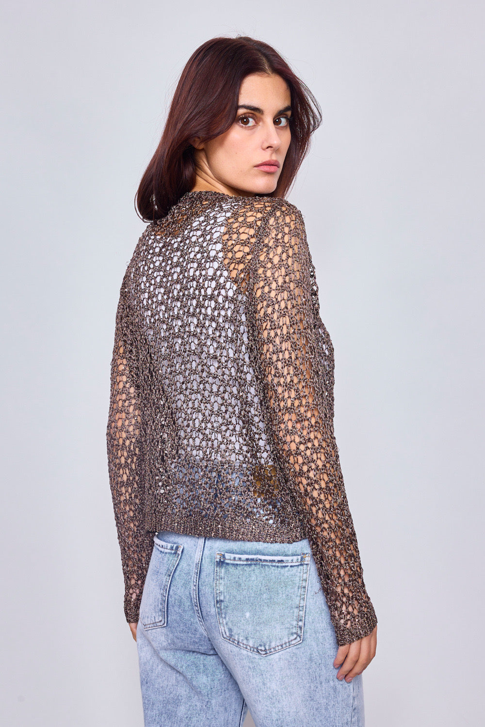 Cardigan en maille crochet F2359