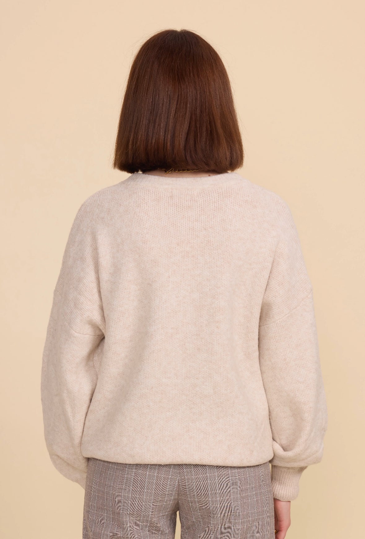 Pull en maille avec broderies fleuries - 5382