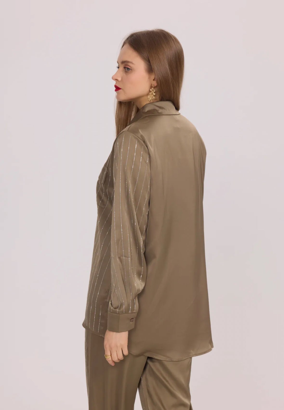 Chemise fluide et satinée avec strass - 2485