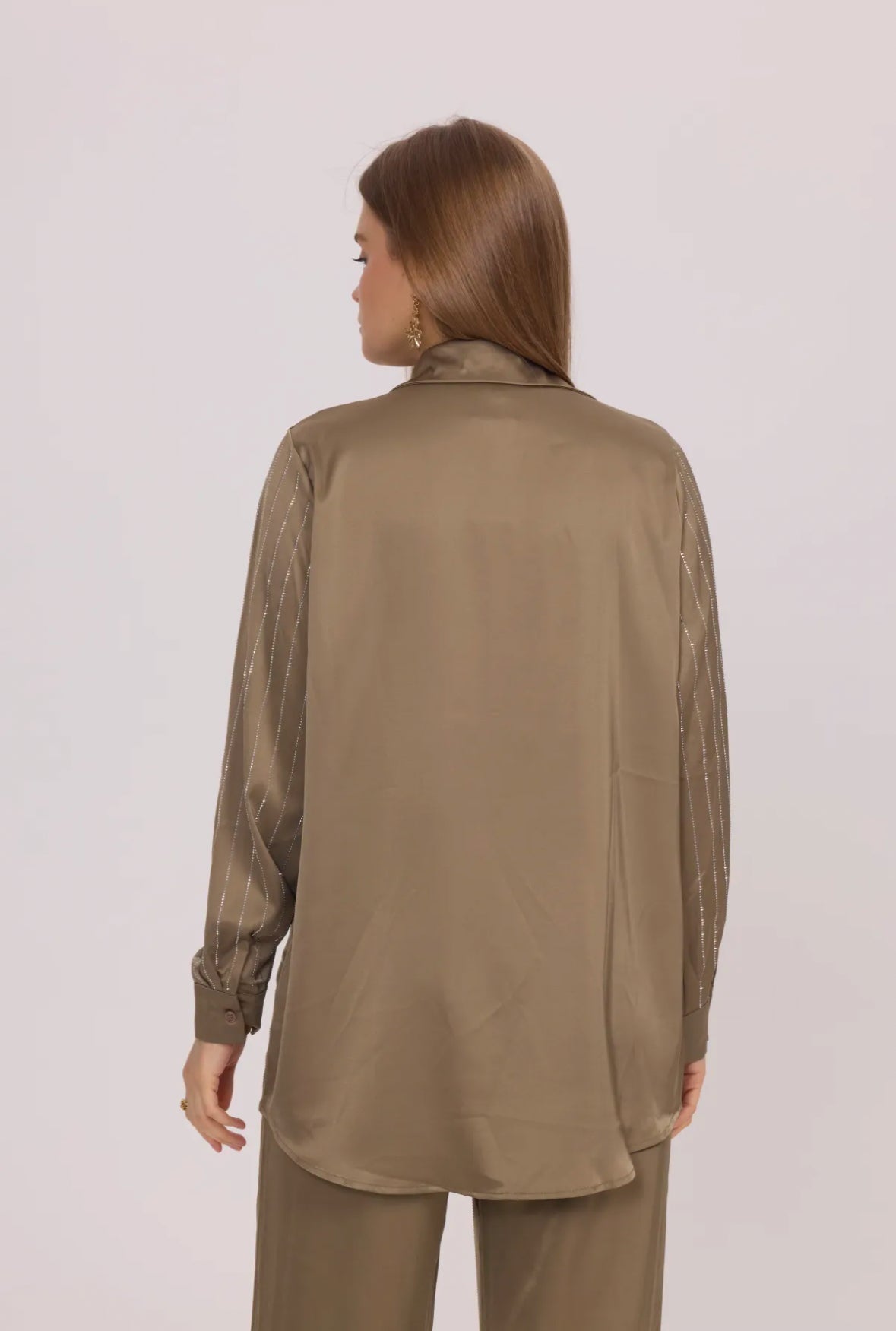 Chemise fluide et satinée avec strass - 2485