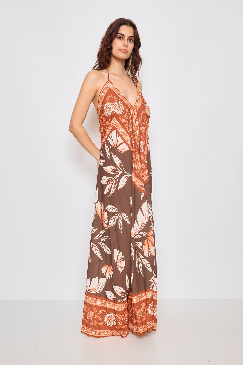 Robe longue dos nue avec strass - F5526