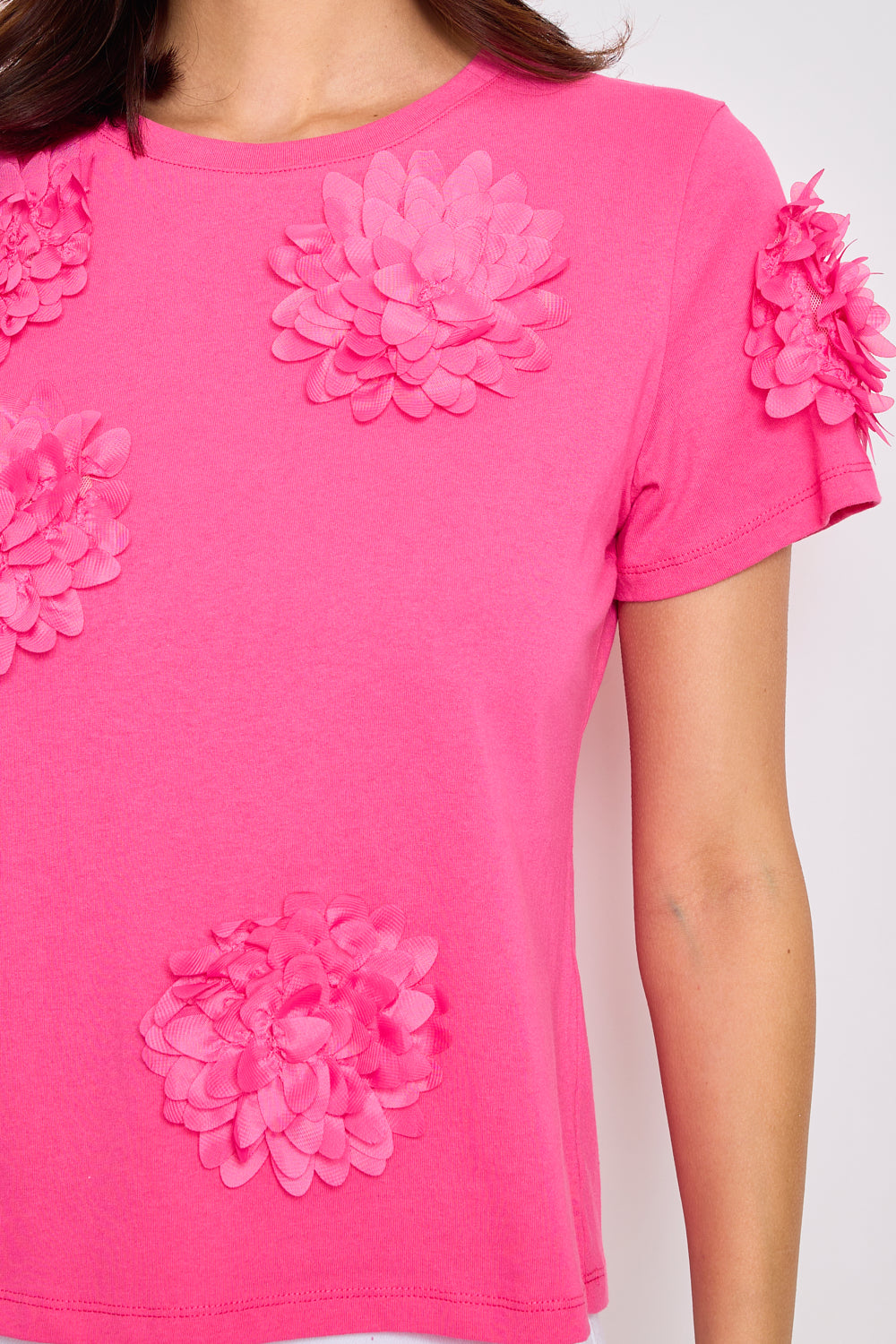 T-shirt en coton avec fleurs en relief - 3071