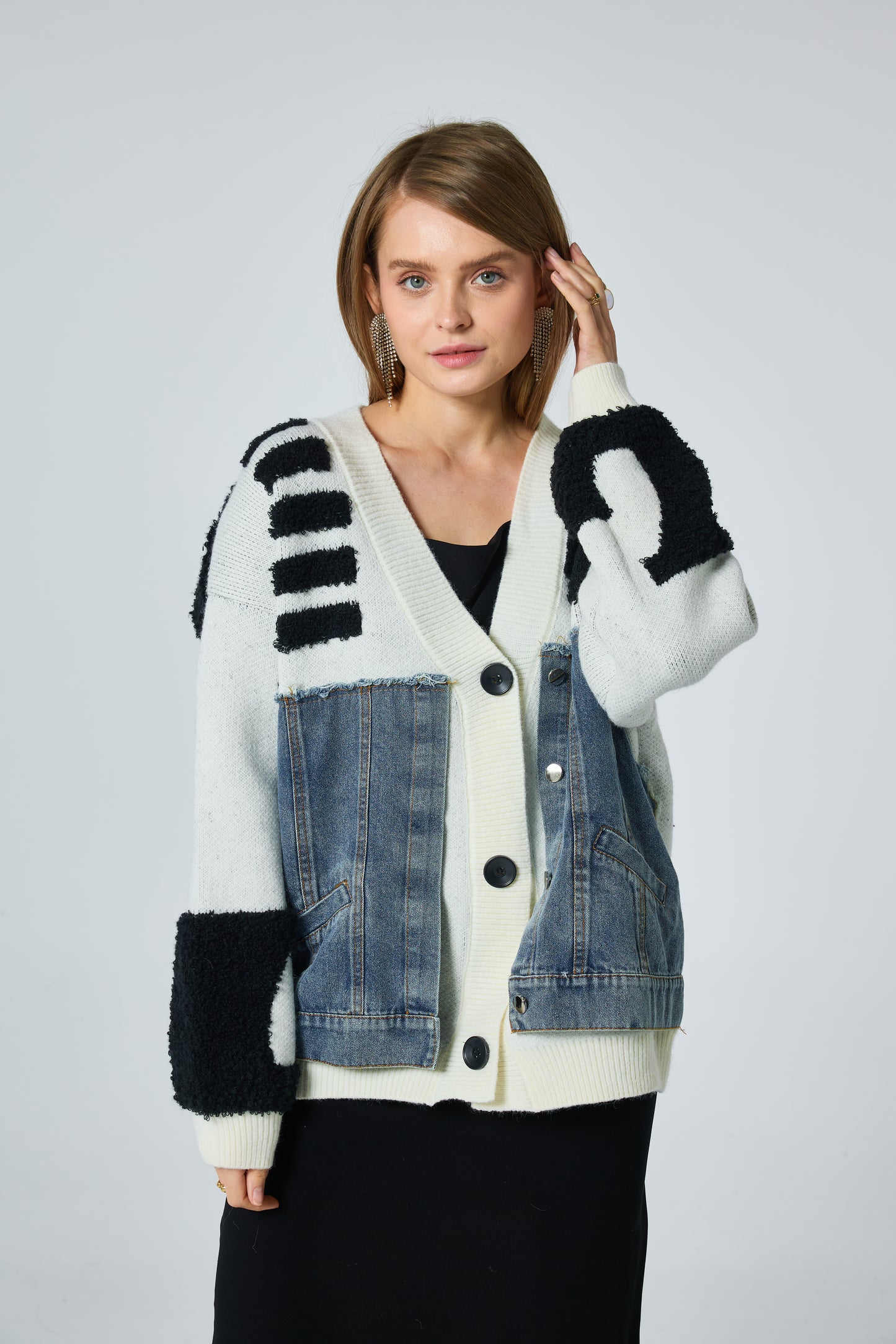 Cardigan Patchwork en Jean et Tricot avec Motifs - 592