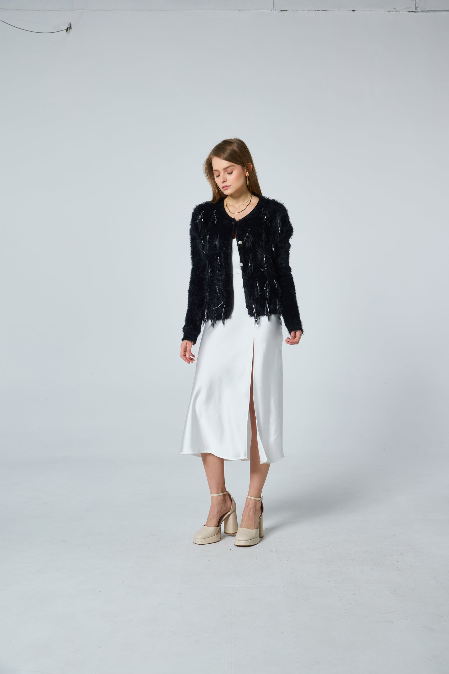 Cardigan doux au toucher avec plumes - 2470