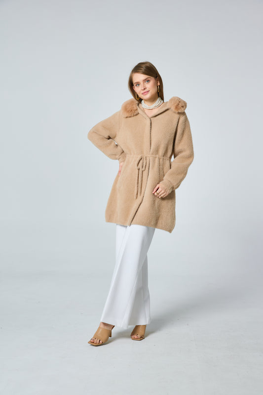 Manteau long en fourrure avec col détachable - 589