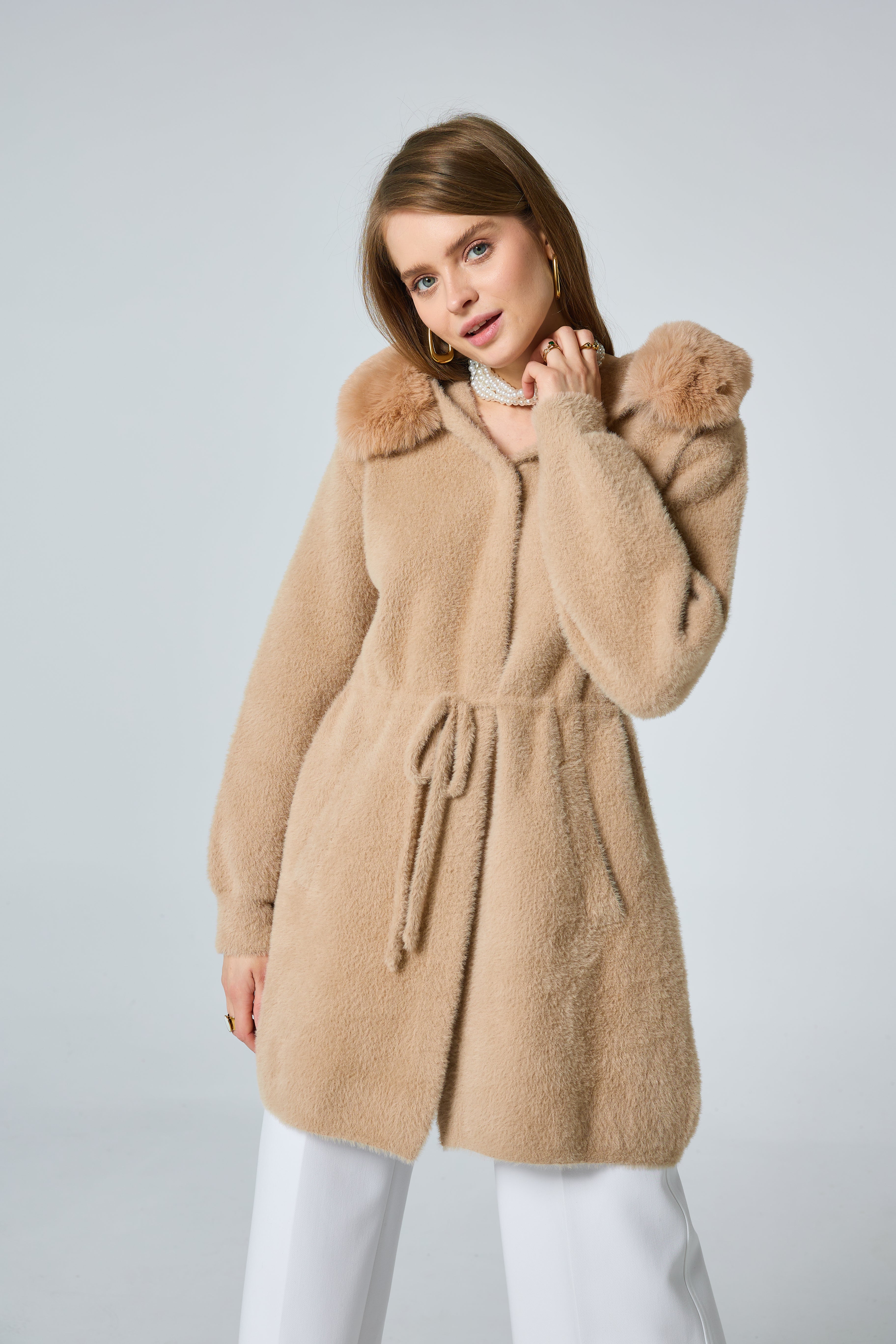 Manteau long en fourrure avec col détachable - 589