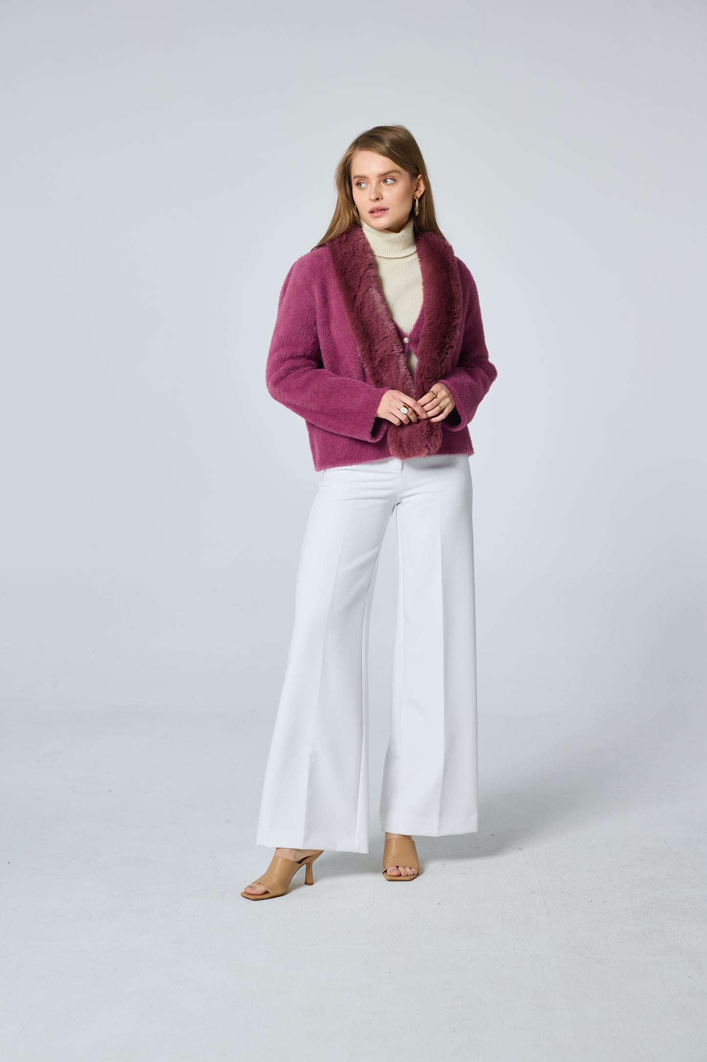 Cardigan en fourrure avec col détachable - 587