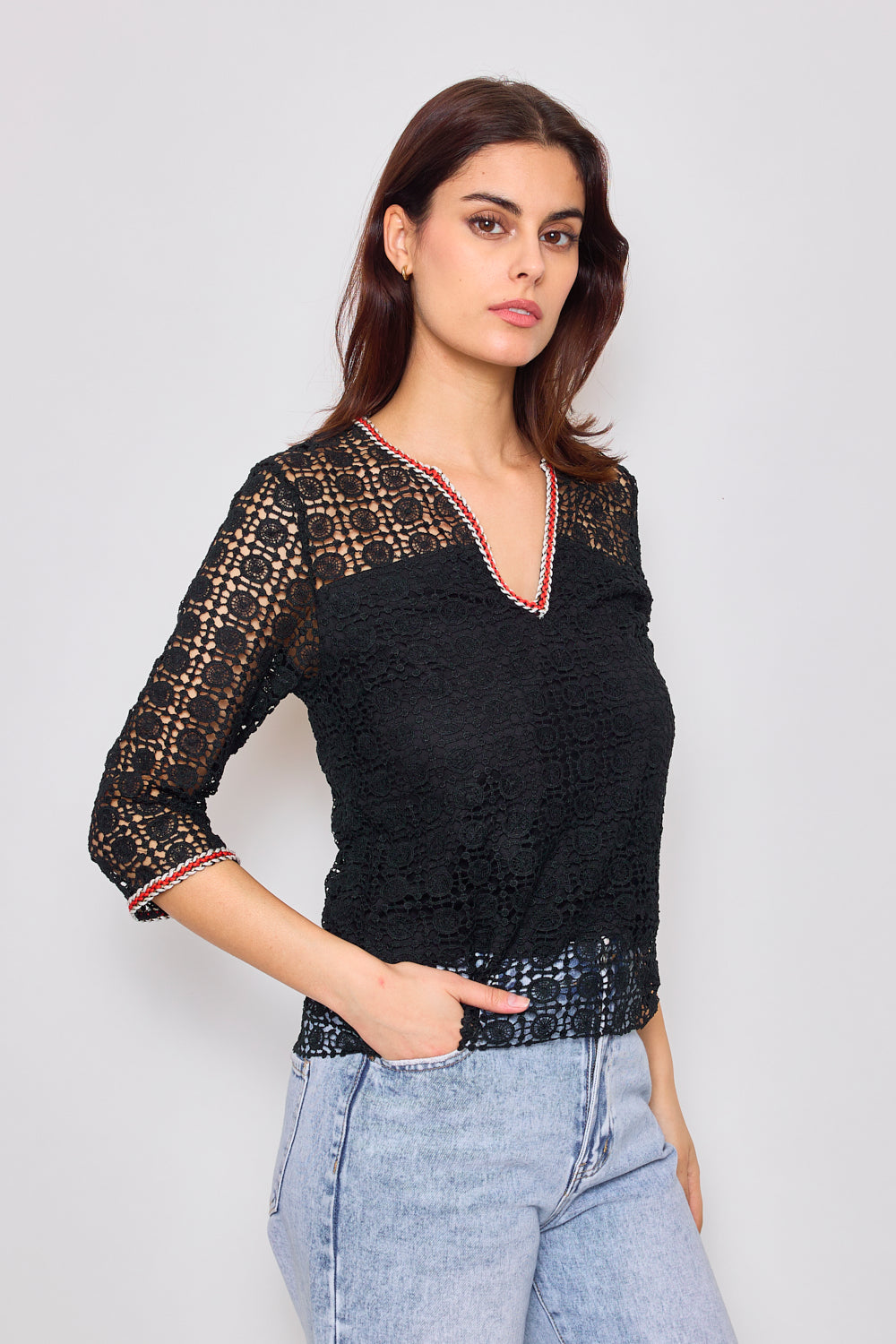 Blouse avec dentelle brodée à manches longues - F2383