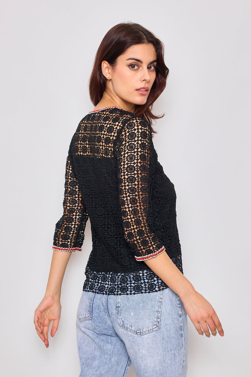 Blouse avec dentelle brodée à manches longues - F2383