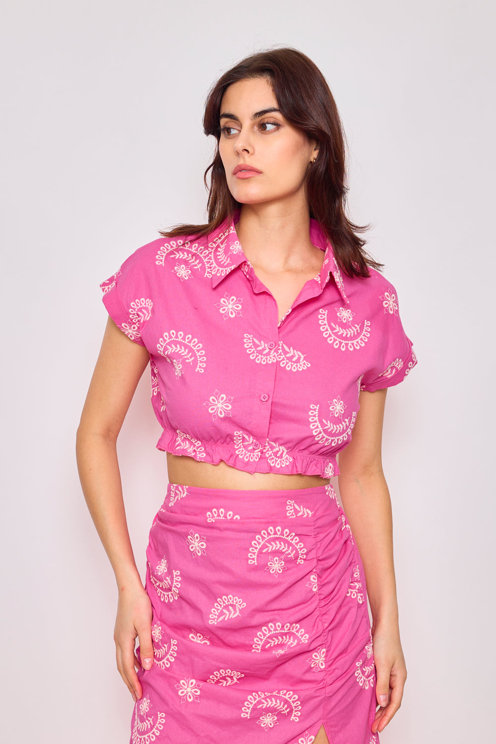 Short-sleeved embroidered short shirt - 2436