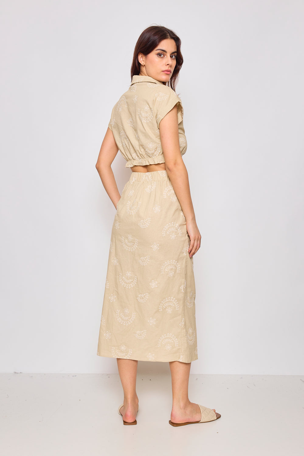 Short-sleeved embroidered short shirt - 2436