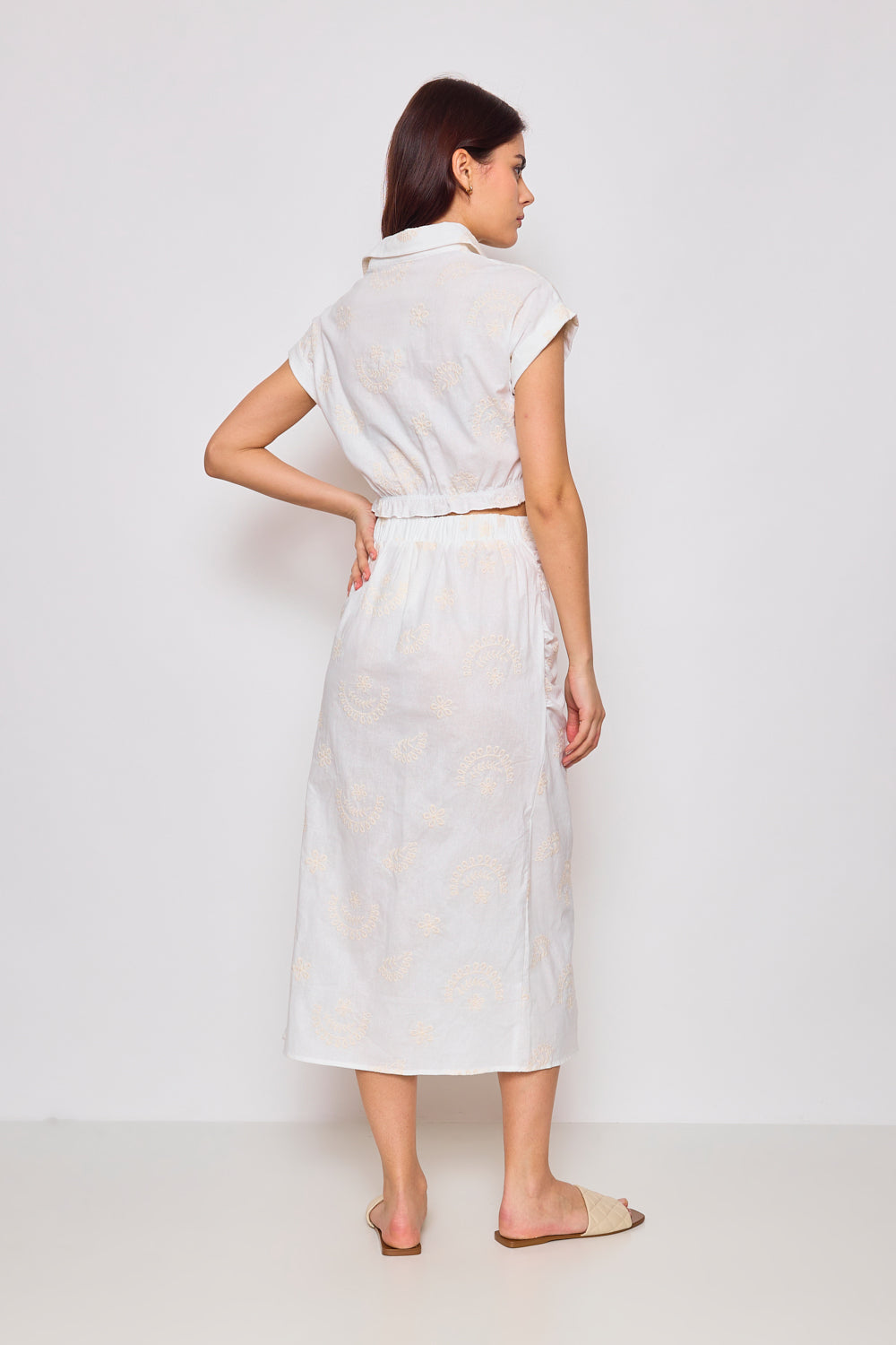 Short-sleeved embroidered short shirt - 2436