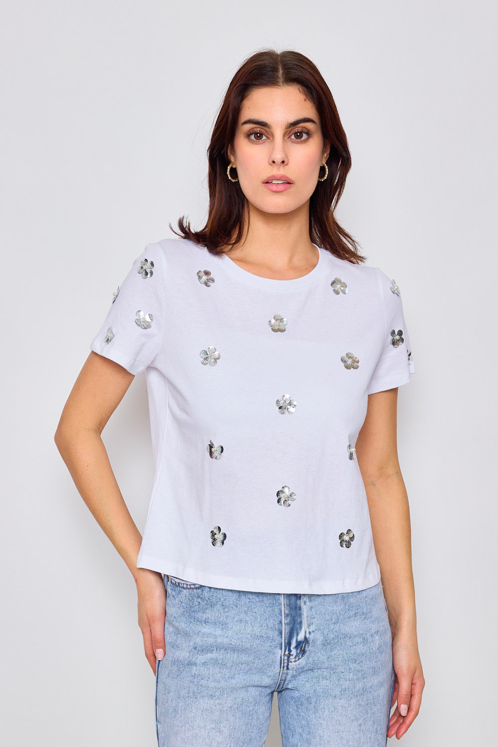 Cotton T-shirt with fancy flowers - 3072