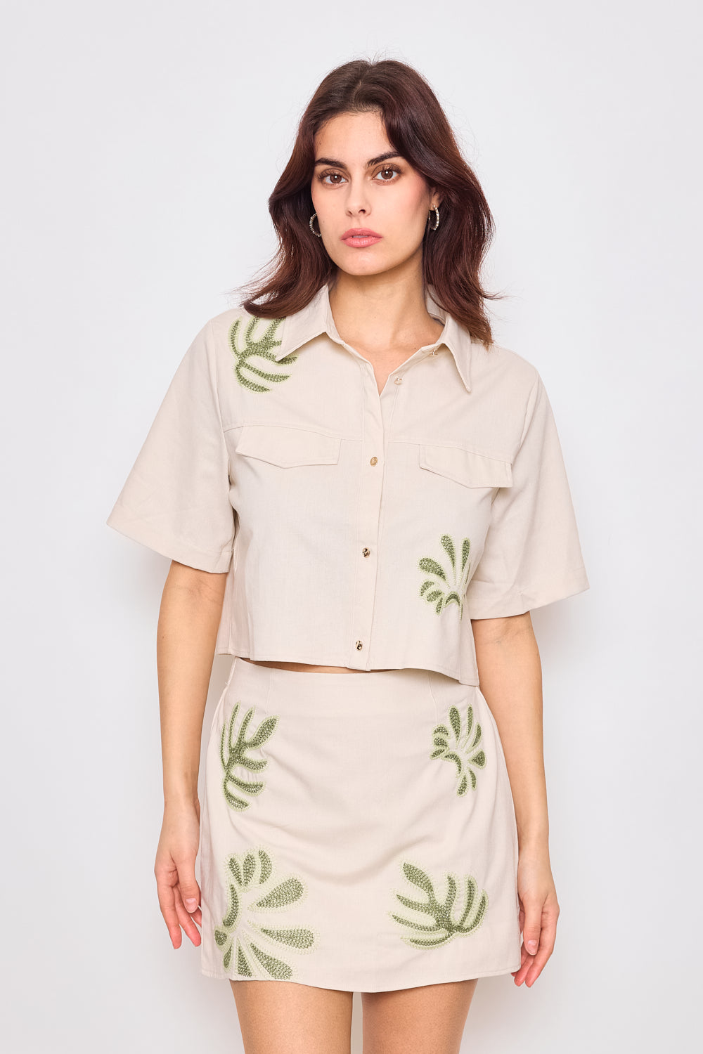 Embroidered short-sleeved shirt - 2444