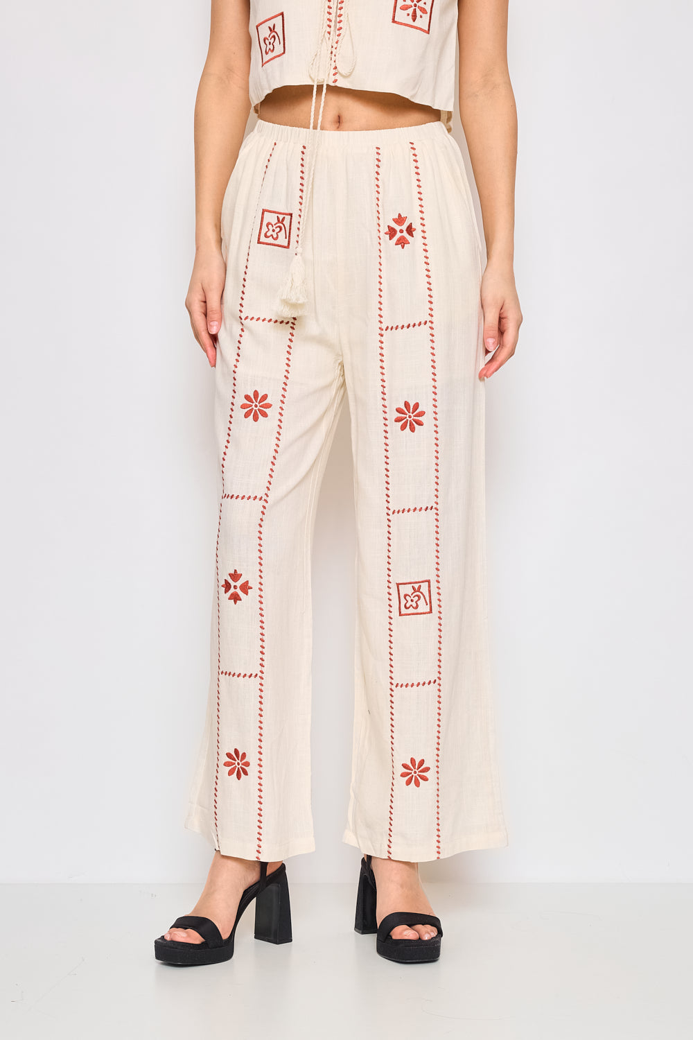 Pantalon coupe fluide avec motifs brodés - 2443