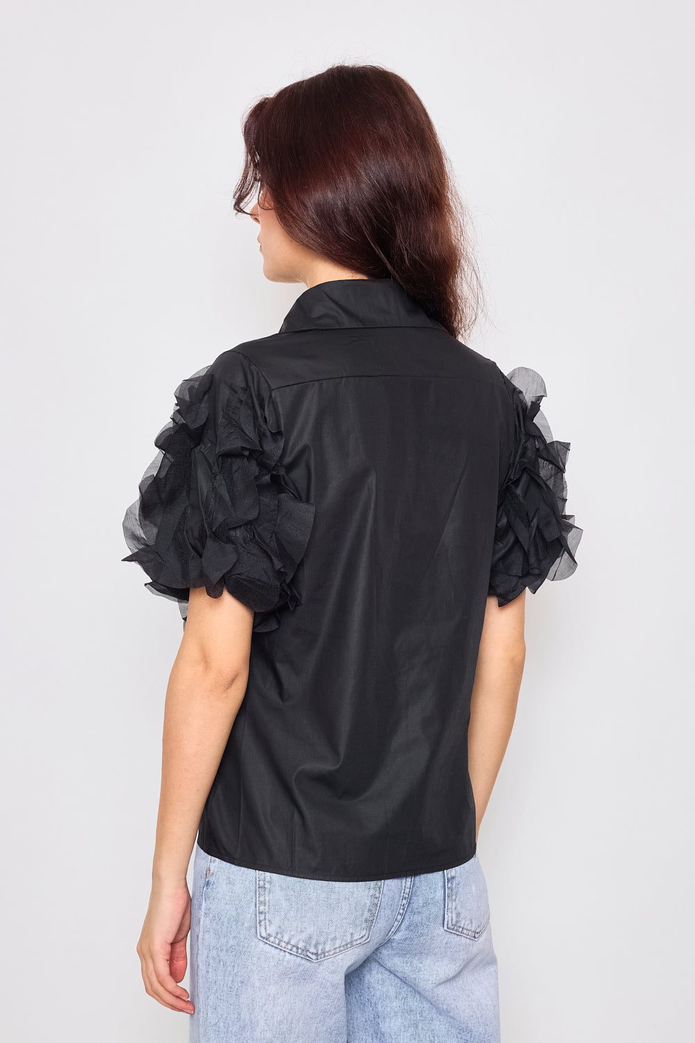 Short-sleeved shirt with ruffles - 2463
