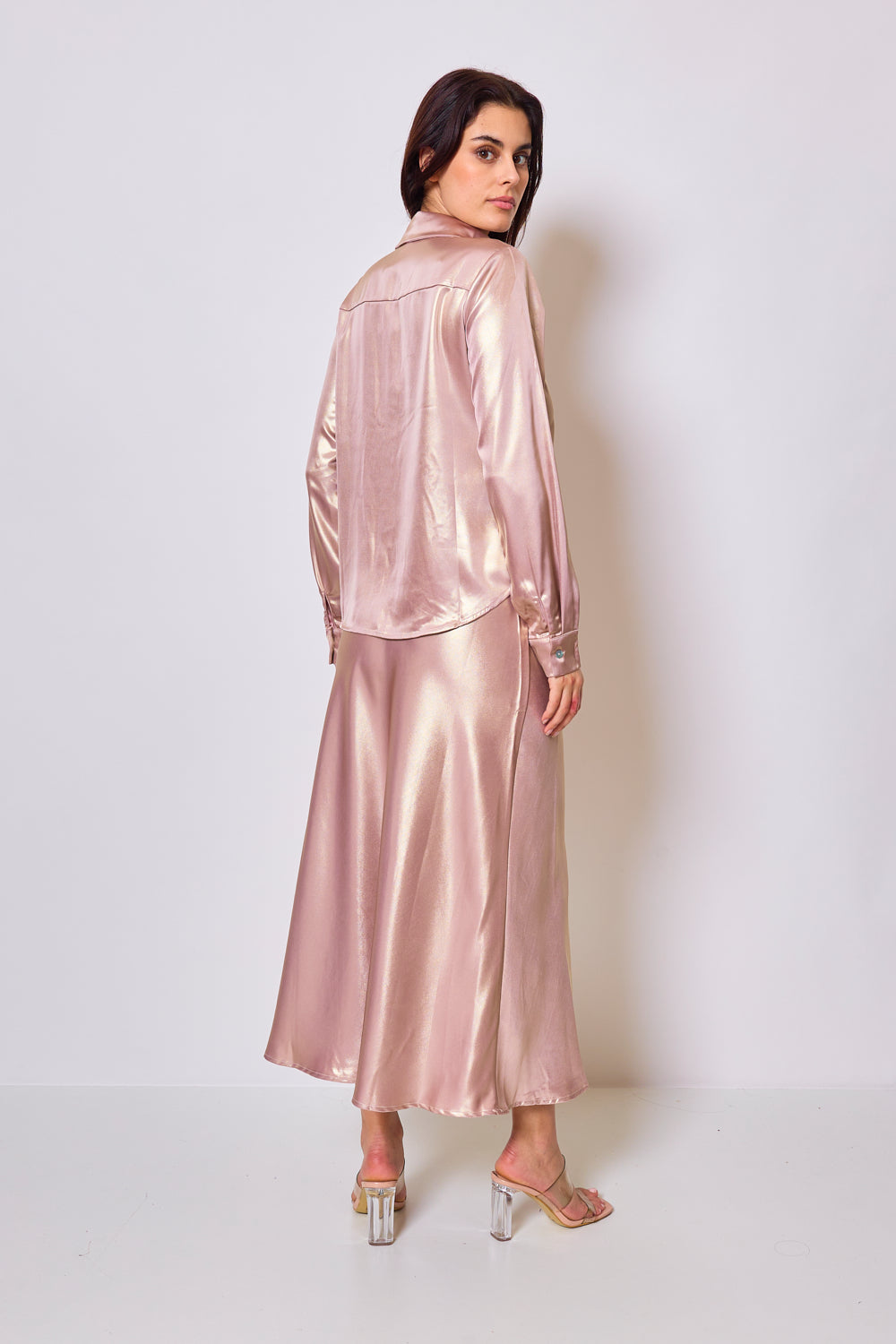Long-sleeved satin shirt - 3065