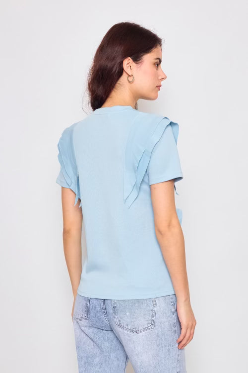 Casual T-shirt with ruffles and embossed flower - 4494