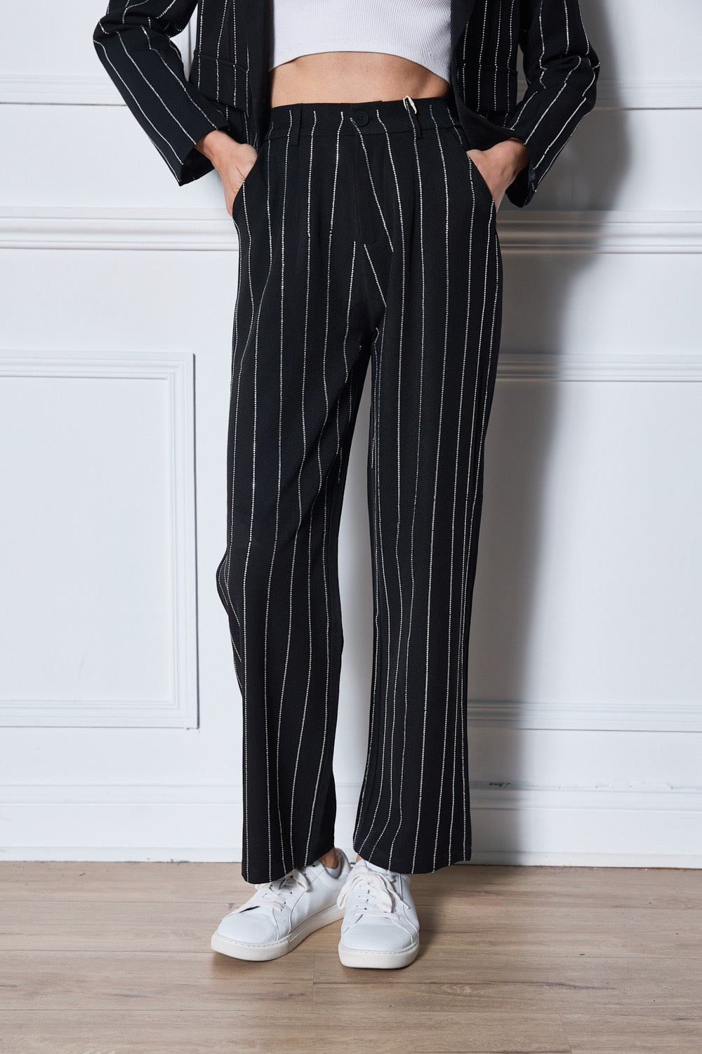 Pantalon de tailleur pincé à jambes larges avec strass - 2494