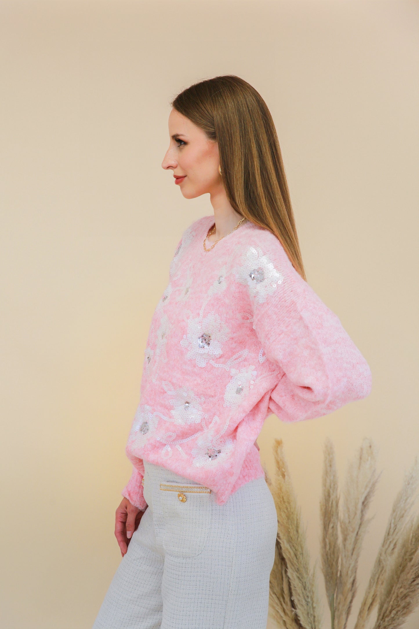 Pull en maille doux au toucher avec strass brodés en fleurs - 5378