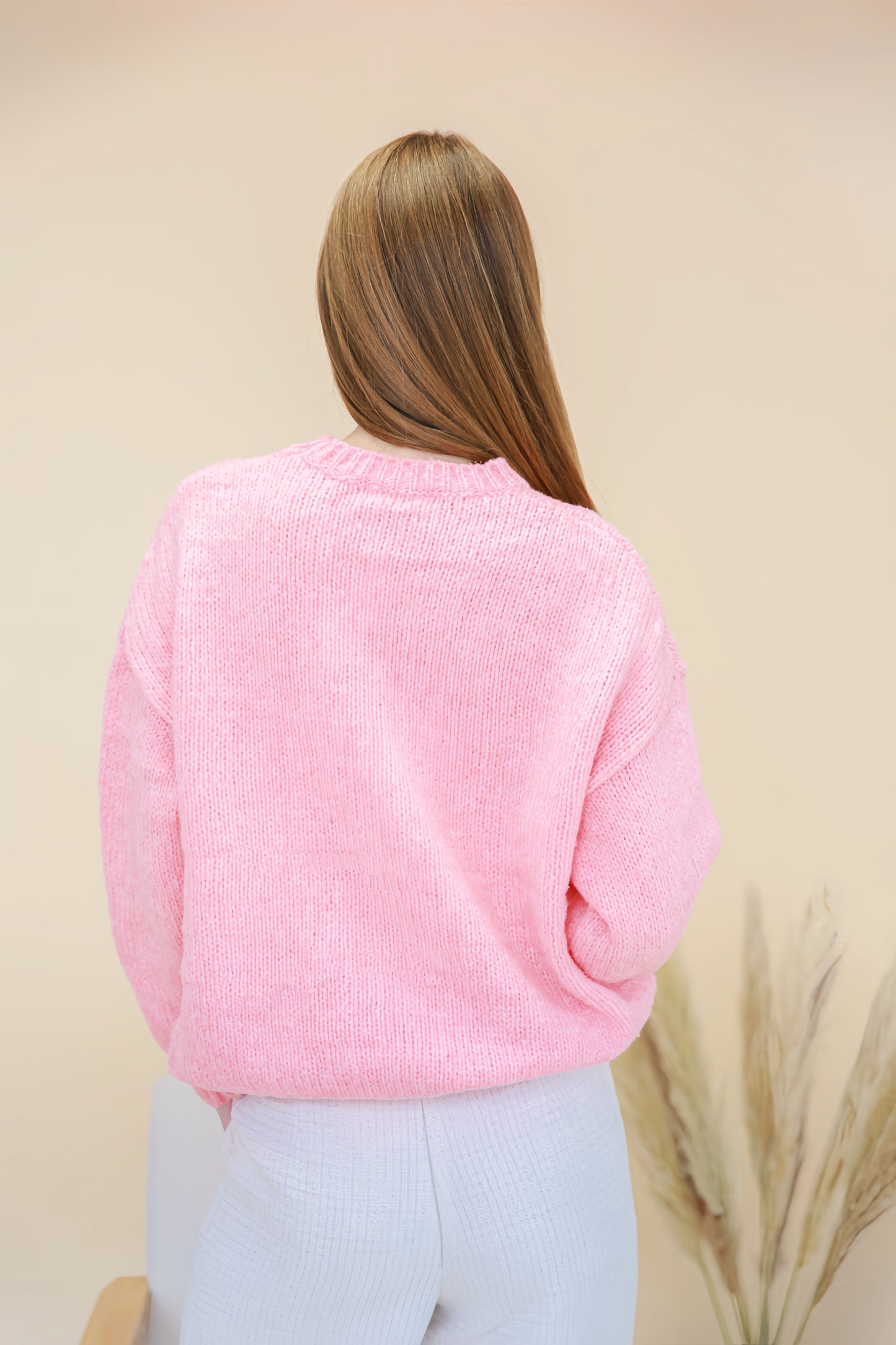 Pull doux au toucher avec fleurs en relief - 2656