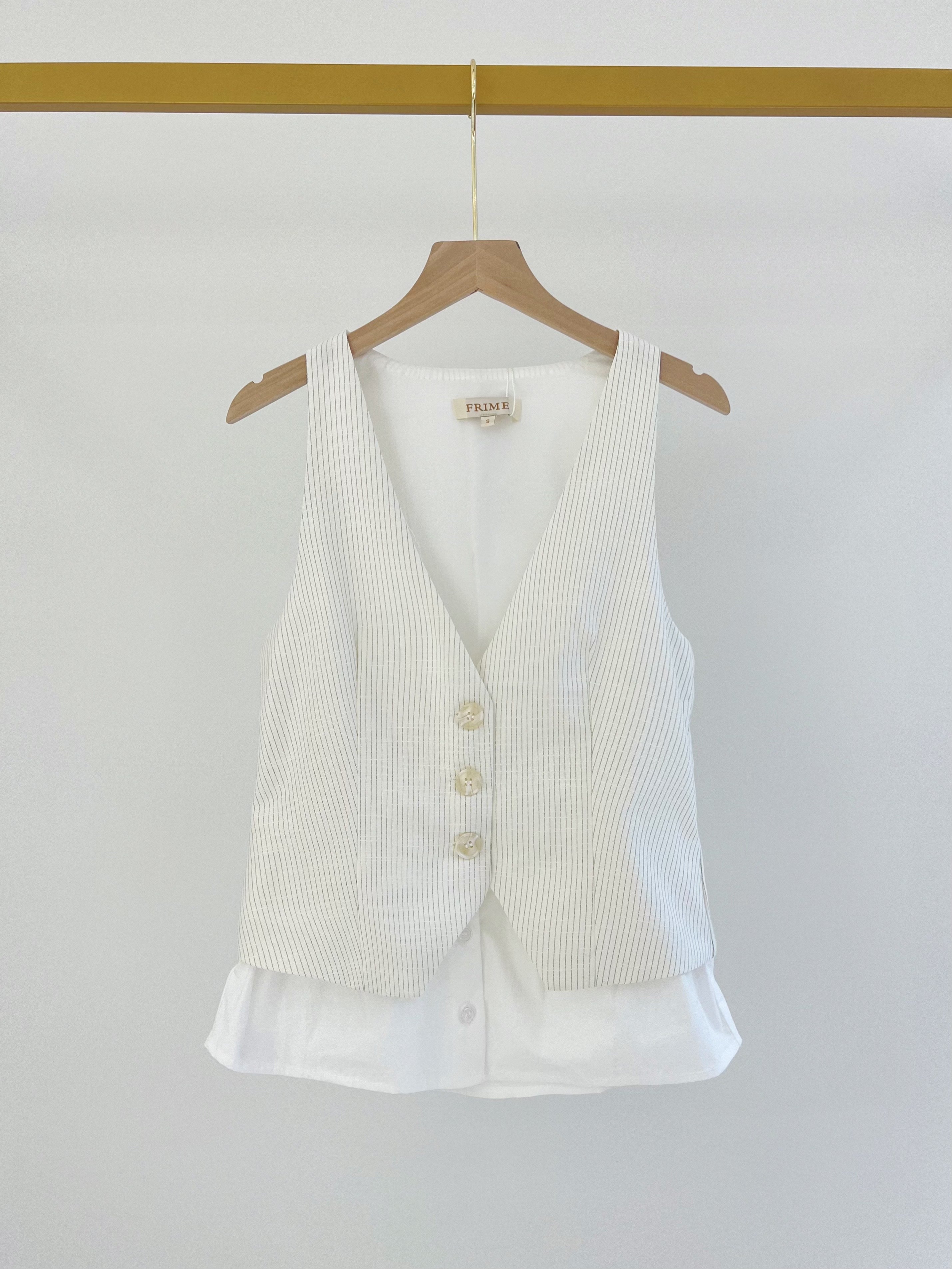 Gilet sans manches rayé avec détail chemise intégrée - 3149