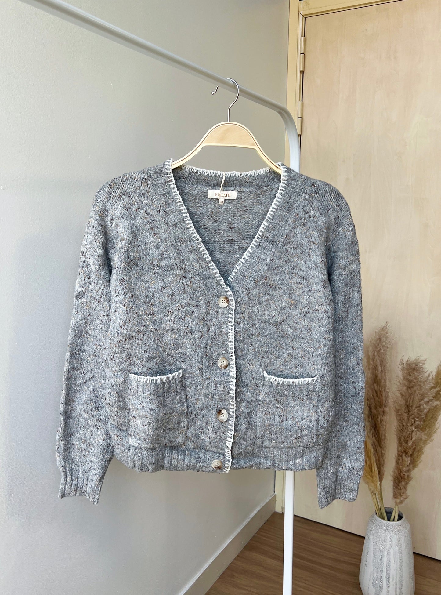 Cardigan avec bordures contrastantes - 5380