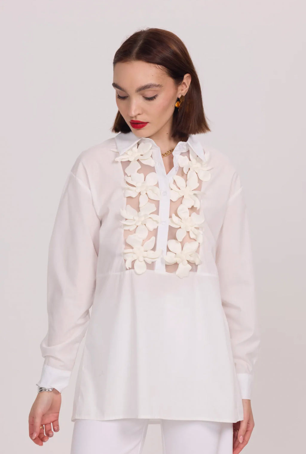 Chemise longue avec détails floraux en relief - 2499