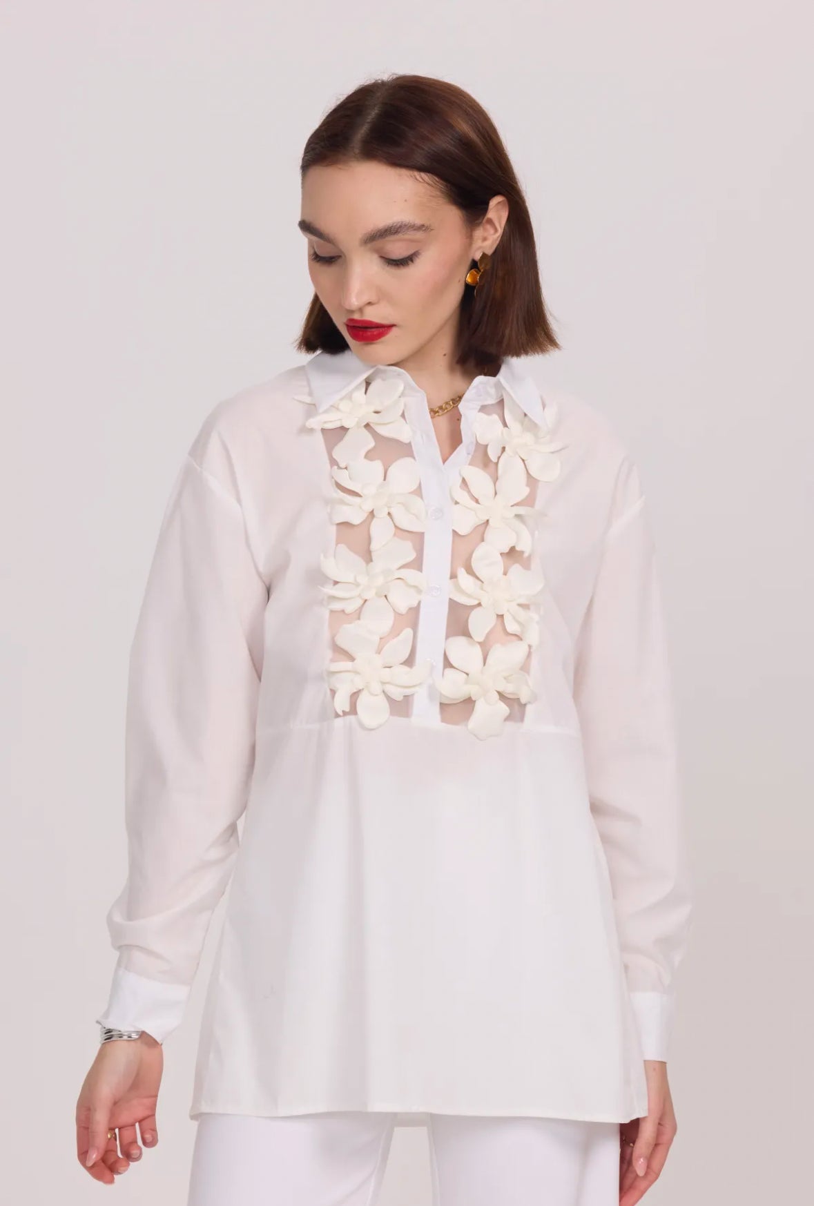 Chemise longue avec détails floraux en relief - 2499