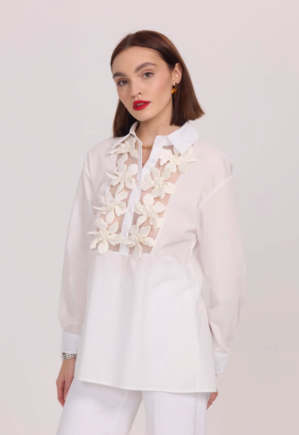 Chemise longue avec détails floraux en relief - 2499
