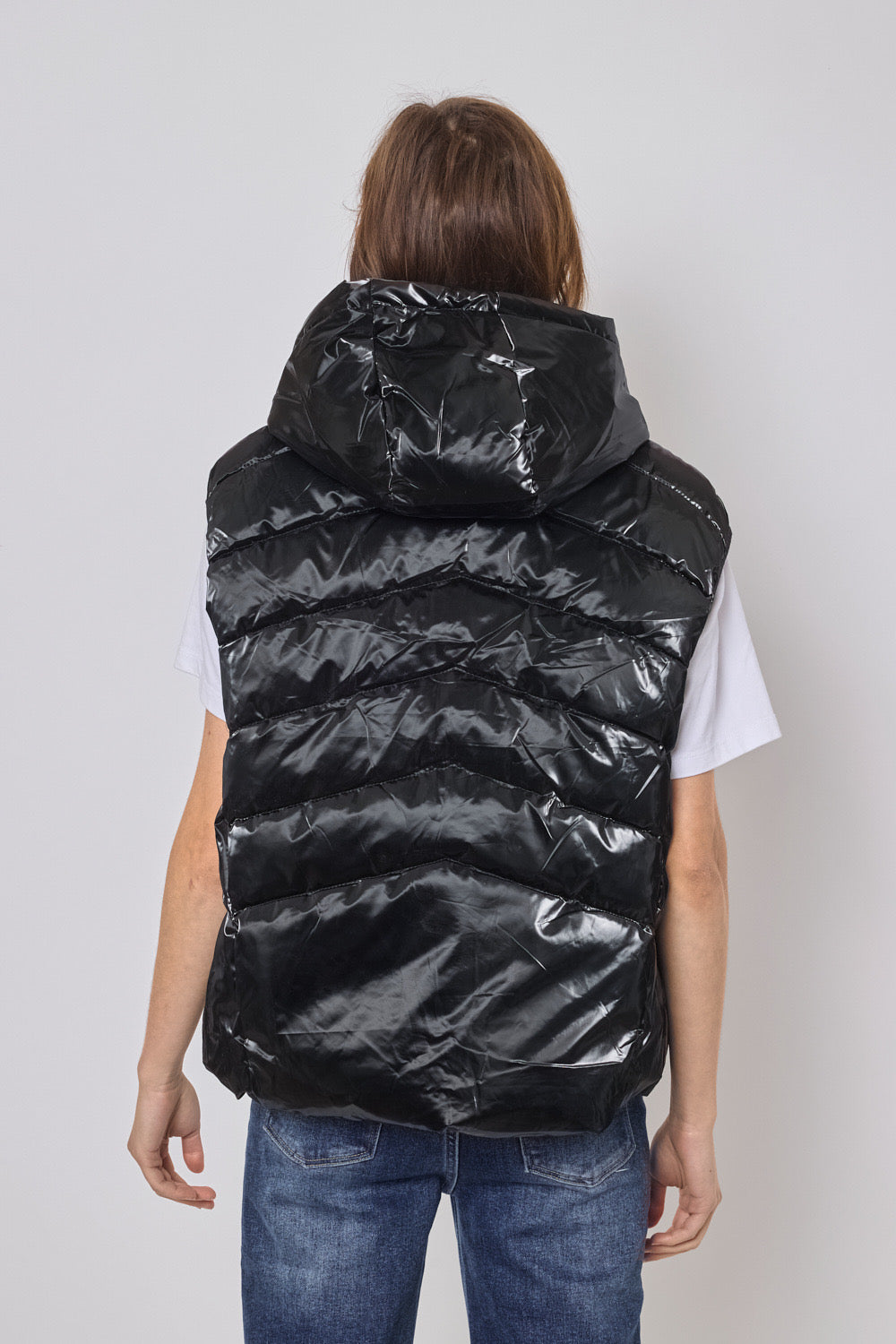 Shiny sleeveless down jacket - 1828