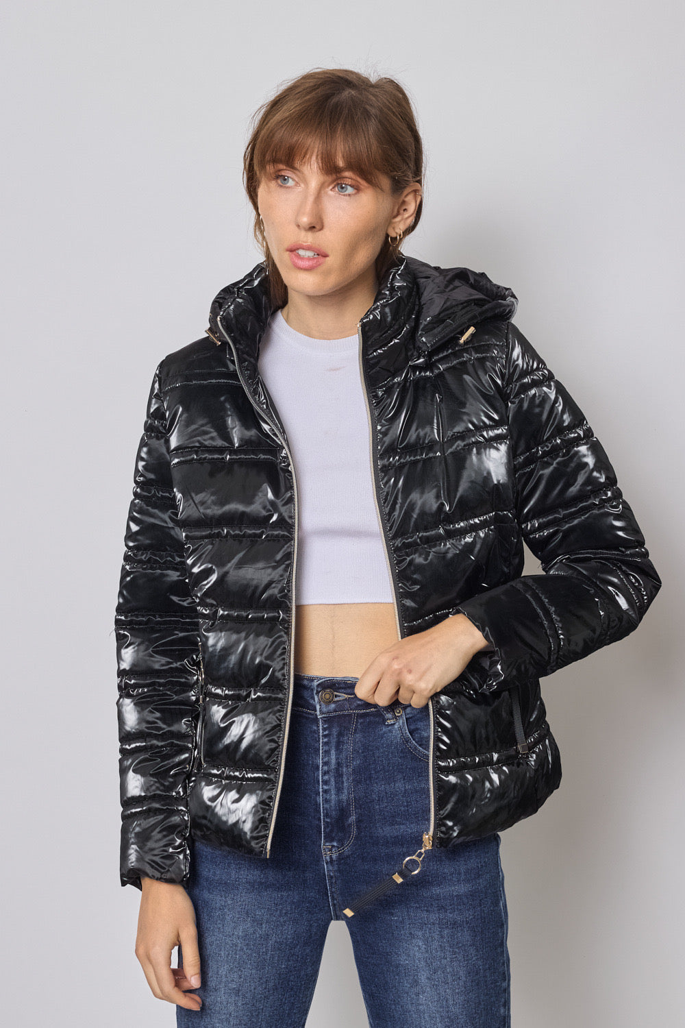 Shiny and lightweight down jacket with hood - 1830