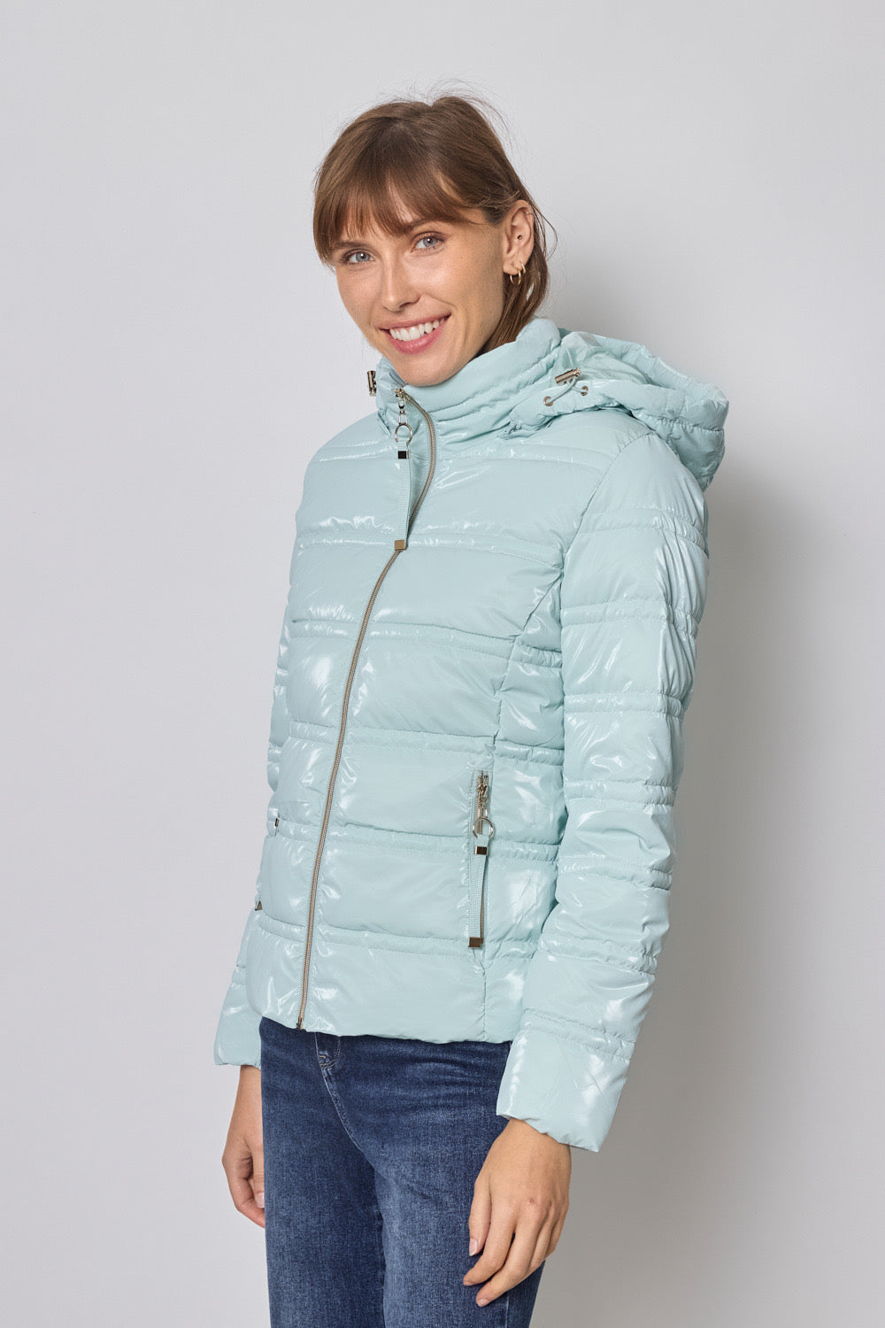 Shiny and lightweight down jacket with hood - 1830