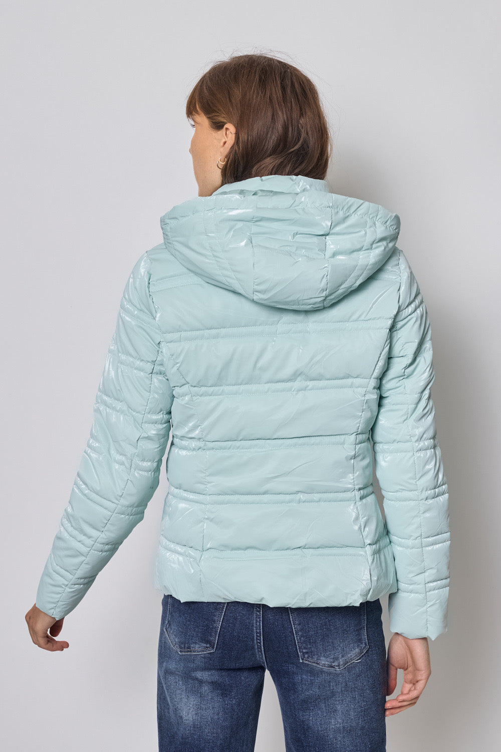Shiny and lightweight down jacket with hood - 1830