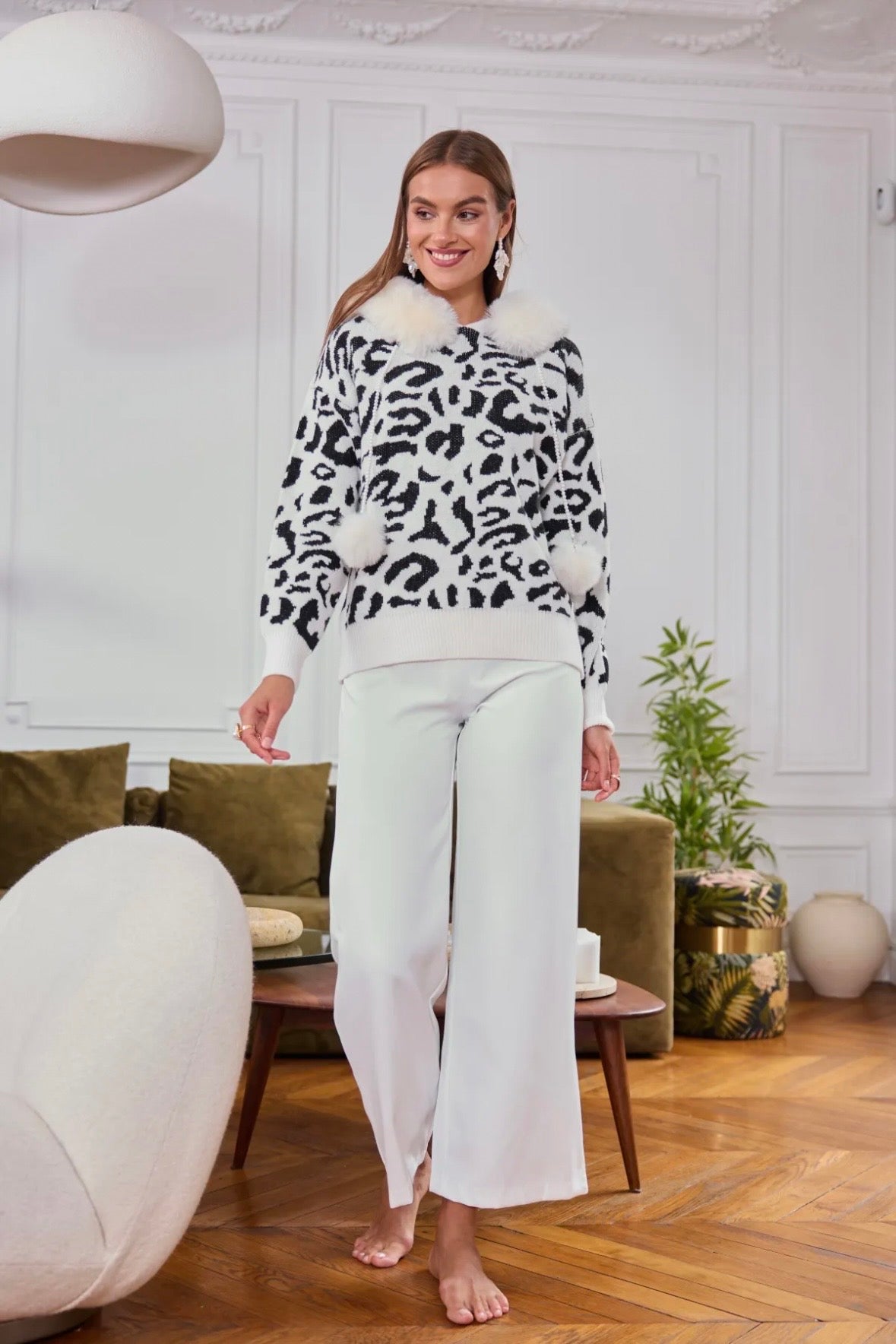 Pull léopard blanc avec col en fausse fourrure - 575