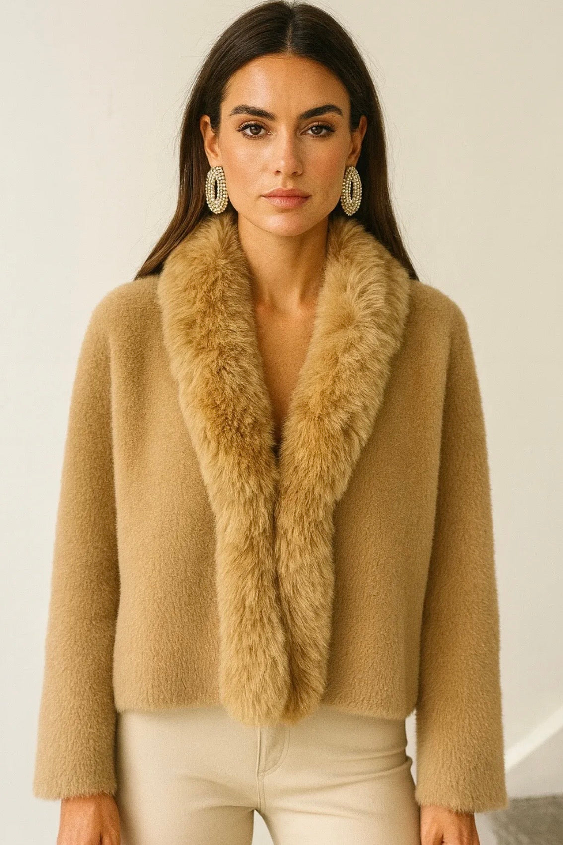 Cardigan en fourrure avec col détachable - 587
