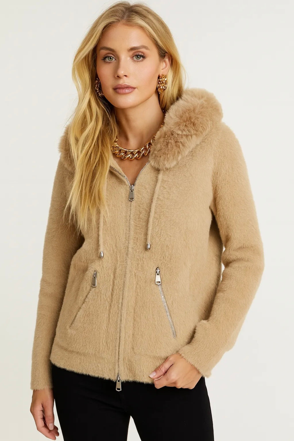 Veste Douillette à Capuche en fausse Fourrure - 590