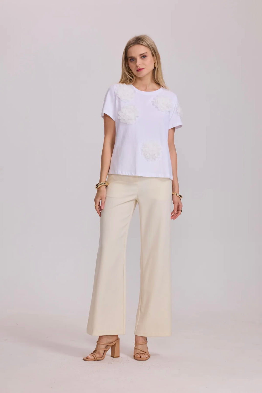 Cotton T-shirt with embossed flowers - 3071