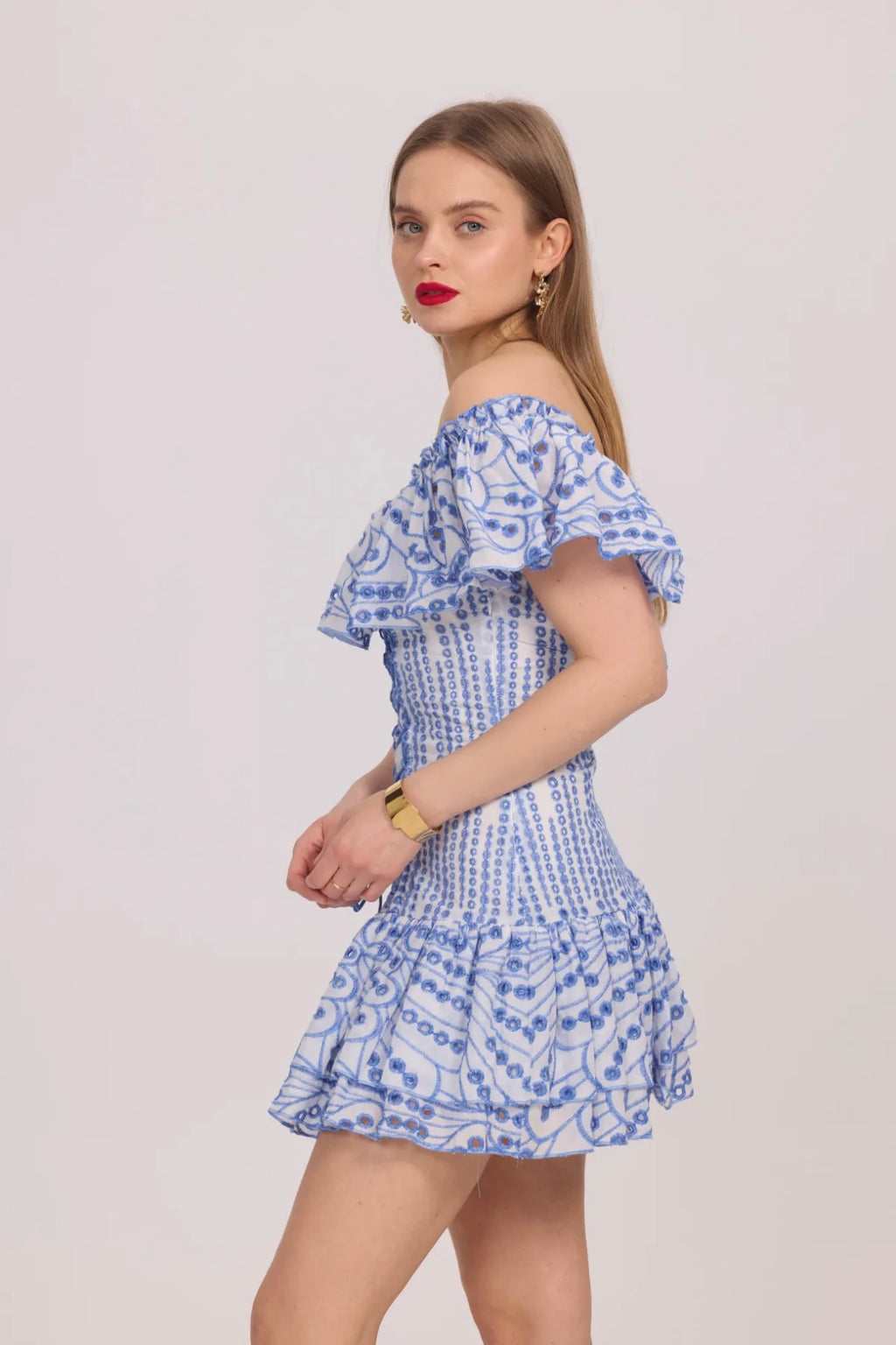 Off-the-shoulder short dress with openwork embroidery - 3082