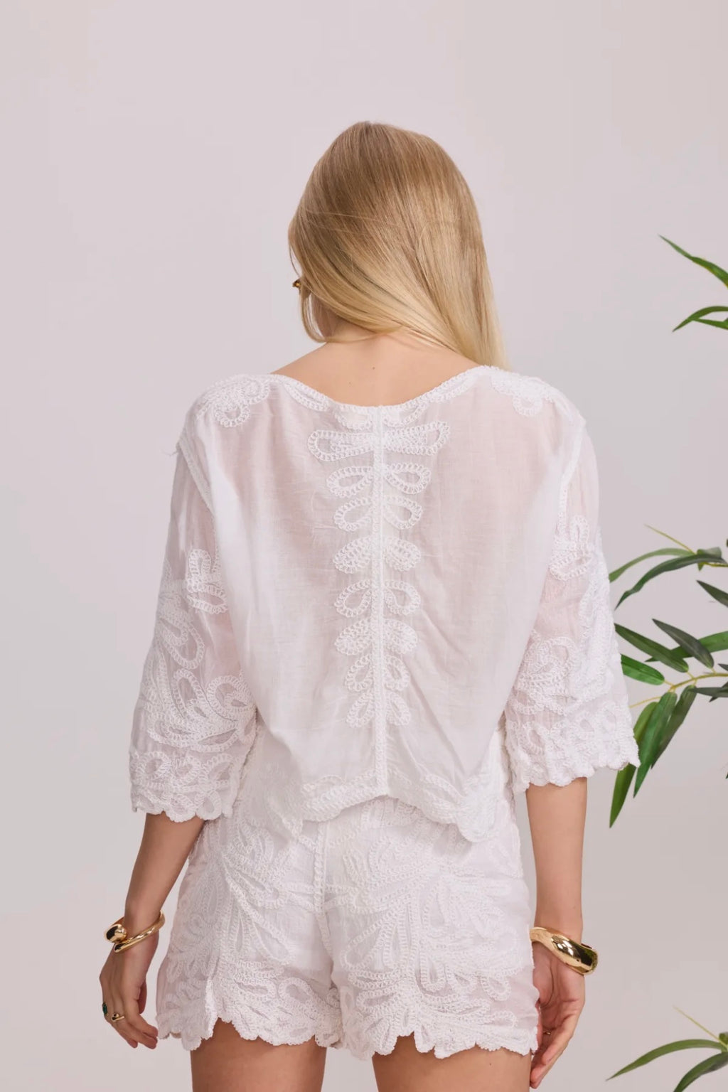 Crochet top with 3/4 sleeves and fancy embroidery 2502-CROCHET