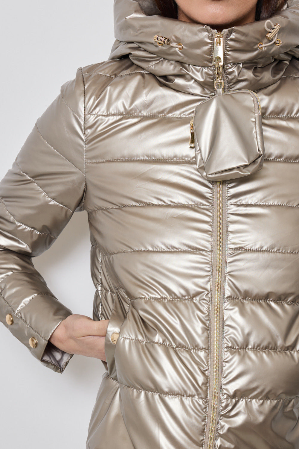 Hooded quilted jacket - 1812