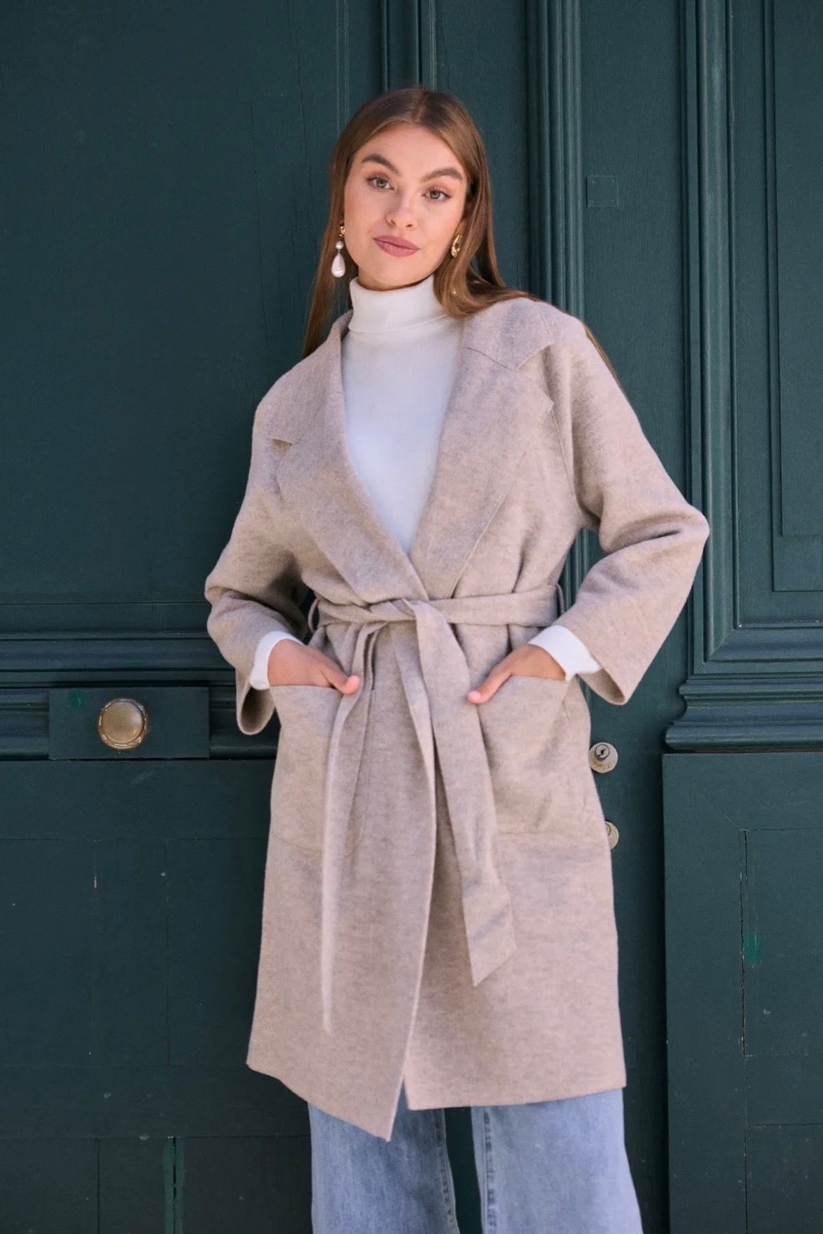 Manteau long à ceinture avec col à revers structuré - 585