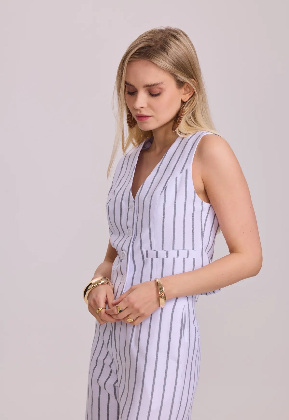 Striped Sleeveless Vest - 3079