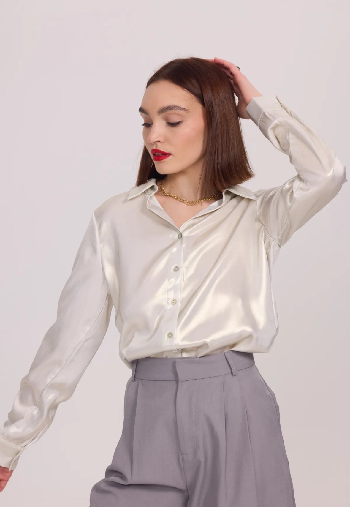 Long-sleeved satin shirt - 3065