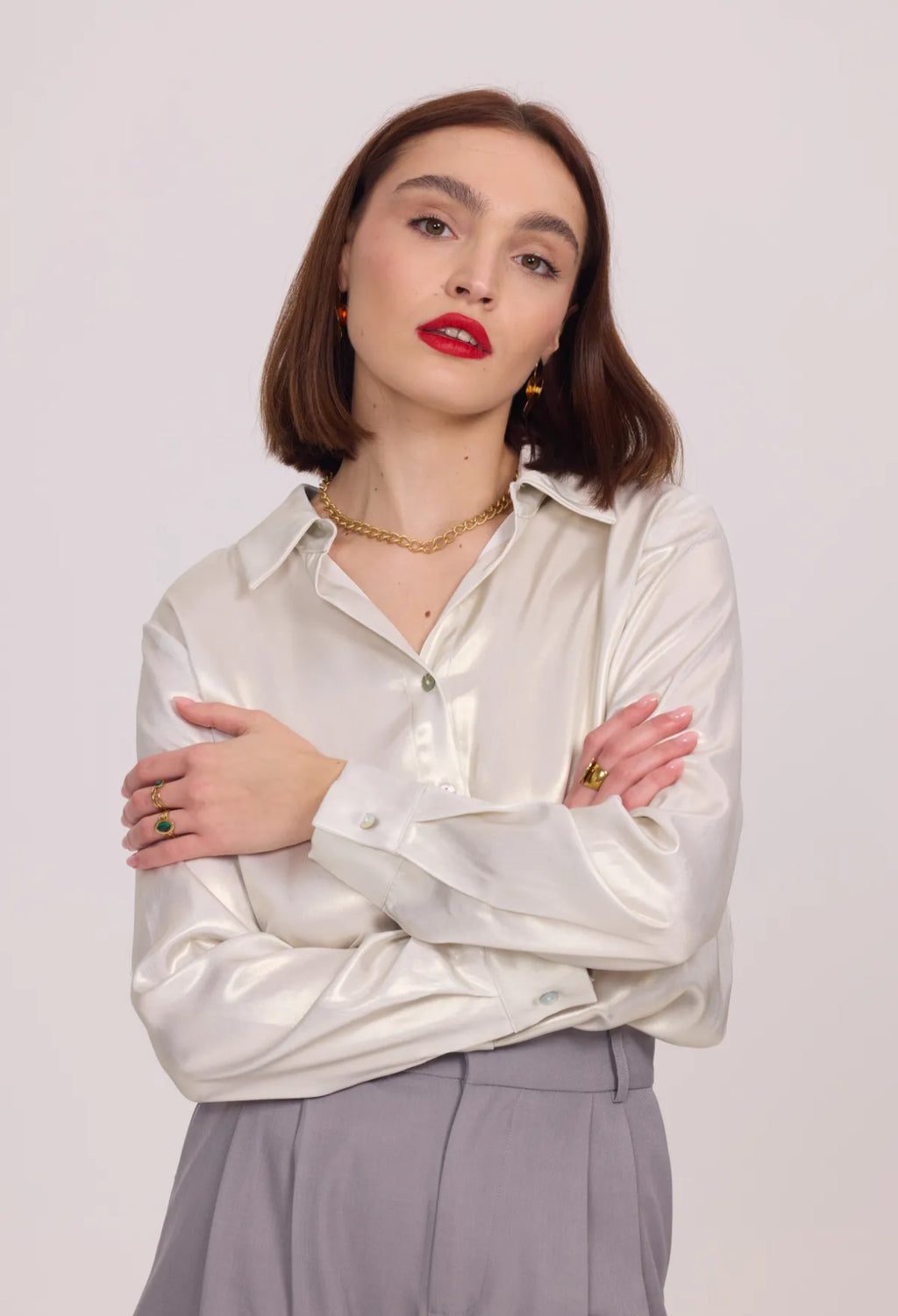 Long-sleeved satin shirt - 3065