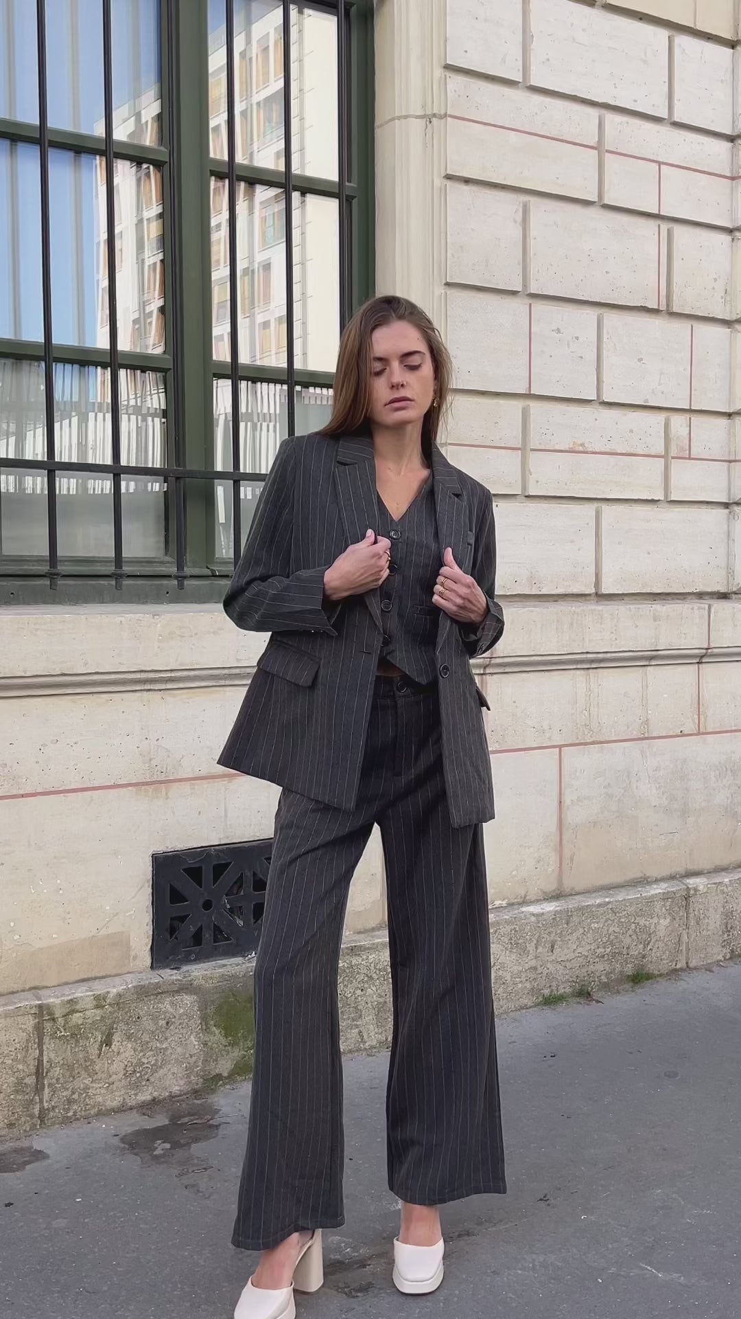 Pantalon droit à jambes larges à fines rayures tennis - 3102