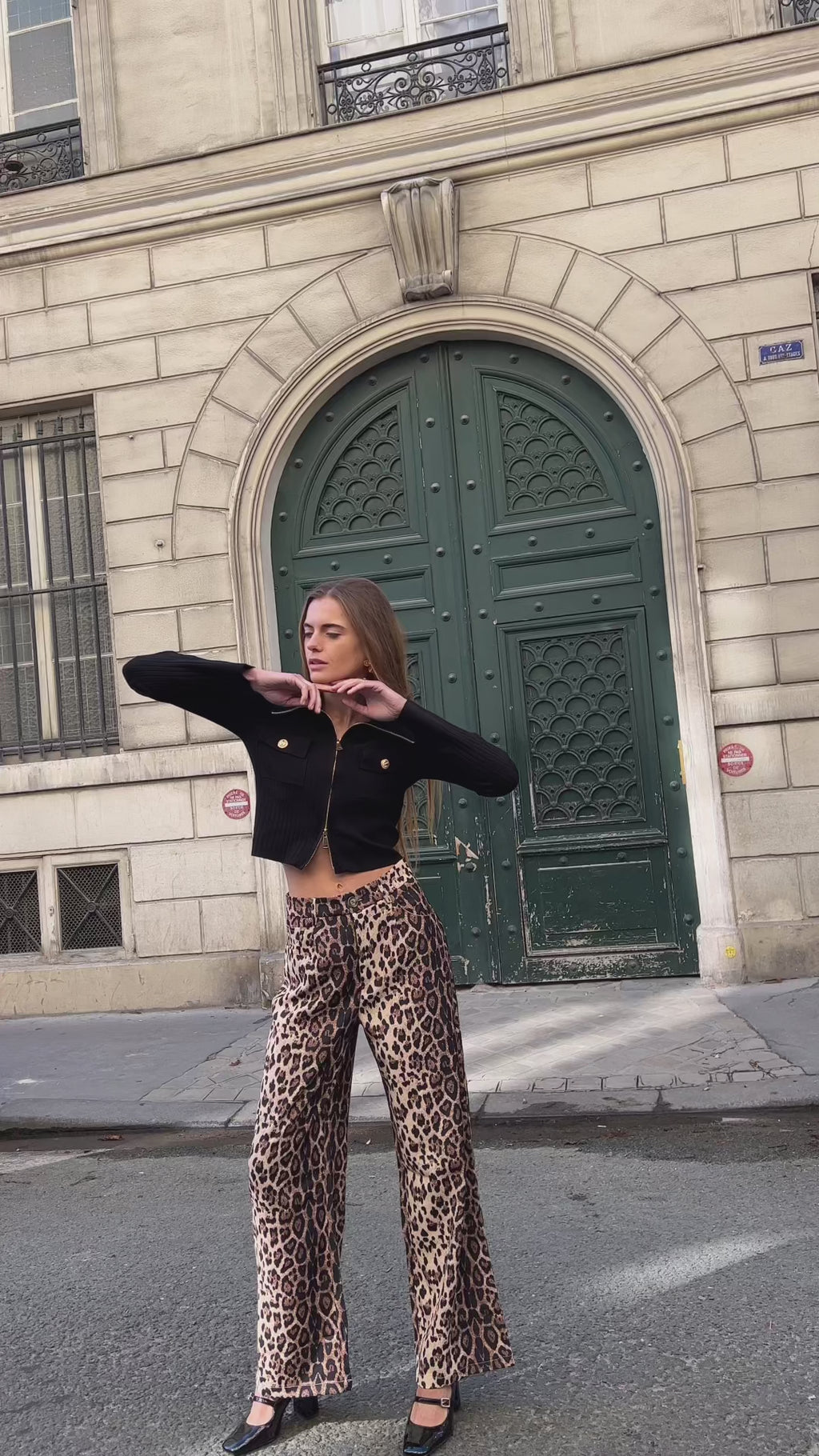 Pull en maille côtelé zippé avec col rabattu - 2652